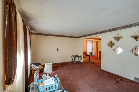 5622 Brentwood Avenue NW North Canton OH 44720
