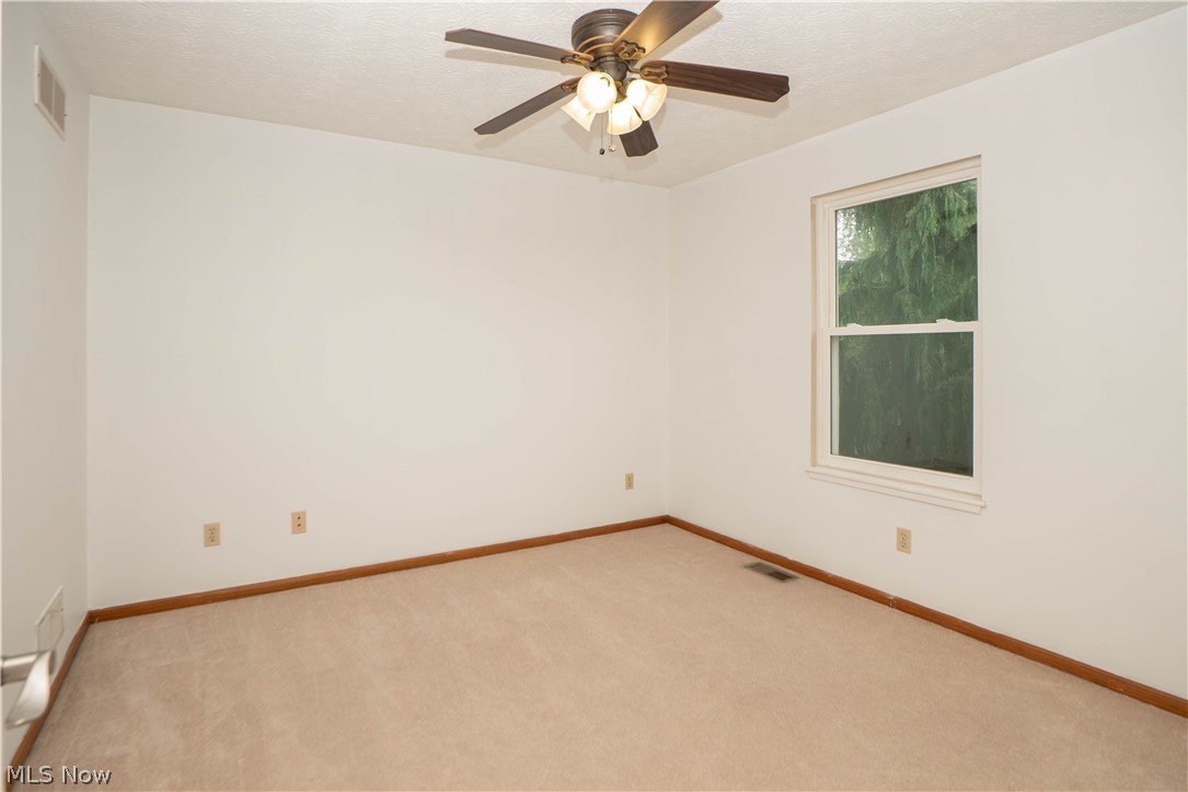 6526 Sugargrove Circle NE Canton OH 44721