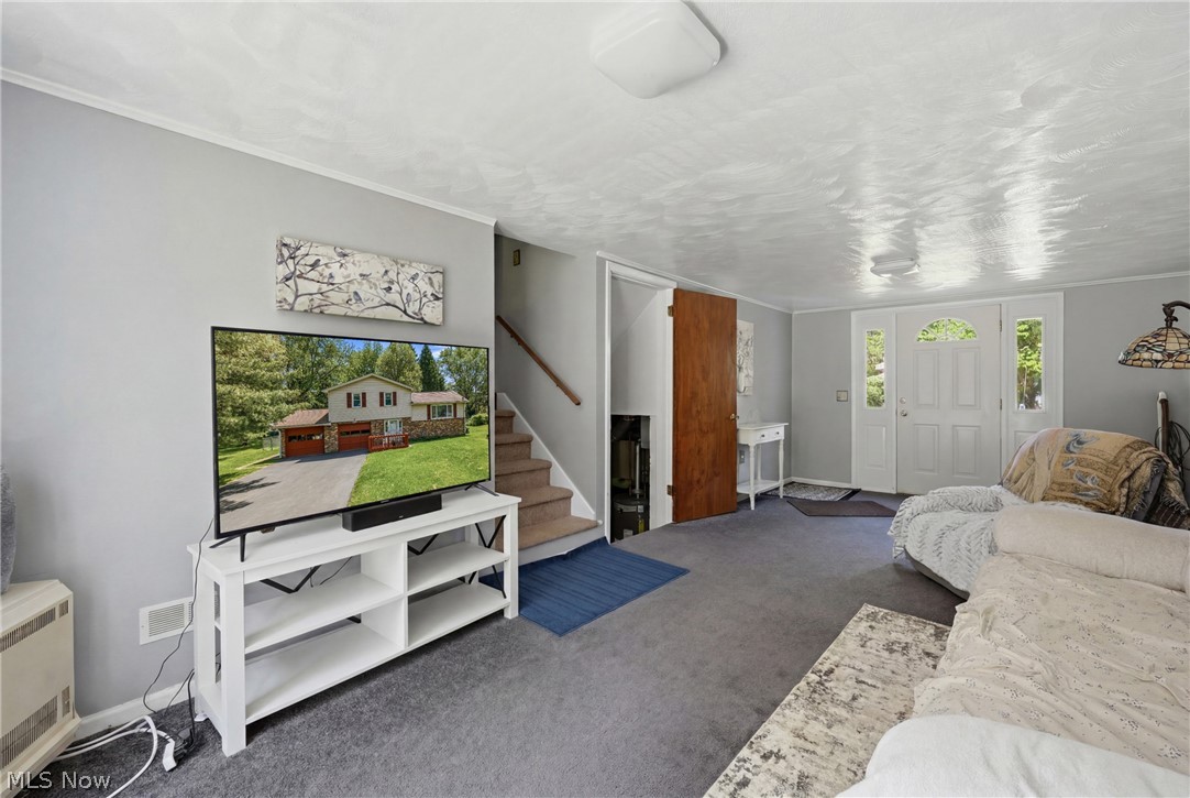 42033 Edward Circle Columbiana OH 44408
