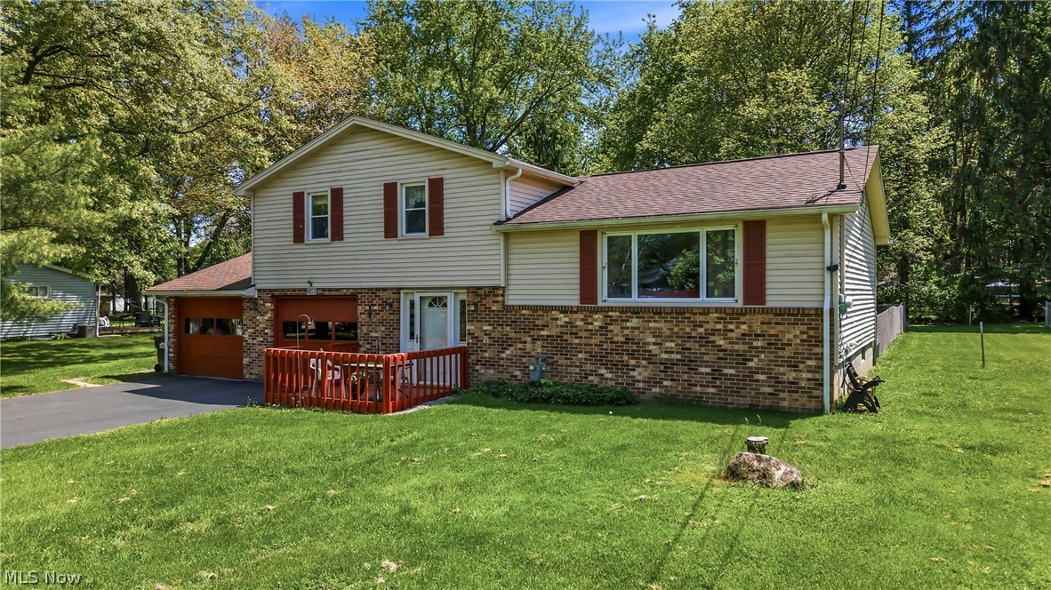 42033 Edward Circle Columbiana OH 44408