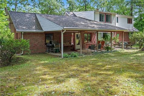 7550 Beverly Drive Independence OH 44131