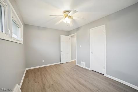 4638 W 156 Street Cleveland OH 44135