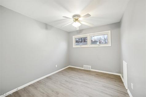 4638 W 156 Street Cleveland OH 44135