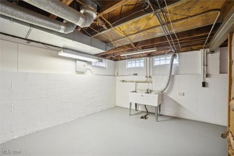 4638 W 156 Street Cleveland OH 44135