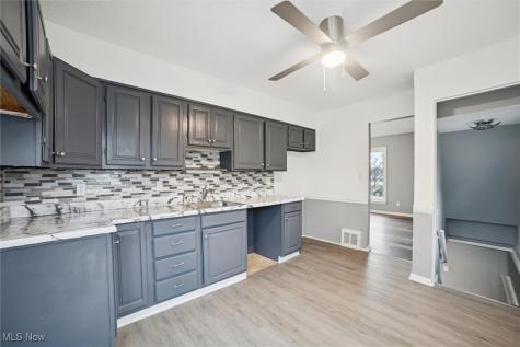 4638 W 156 Street Cleveland OH 44135