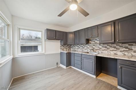 4638 W 156 Street Cleveland OH 44135