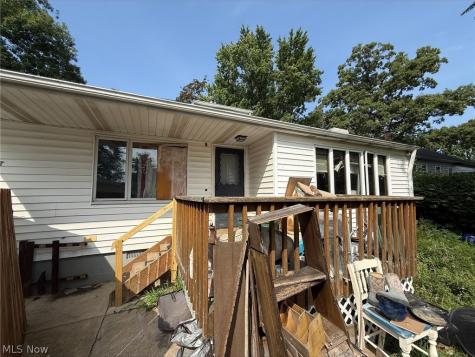 540 N Freedom Street Ravenna OH 44266