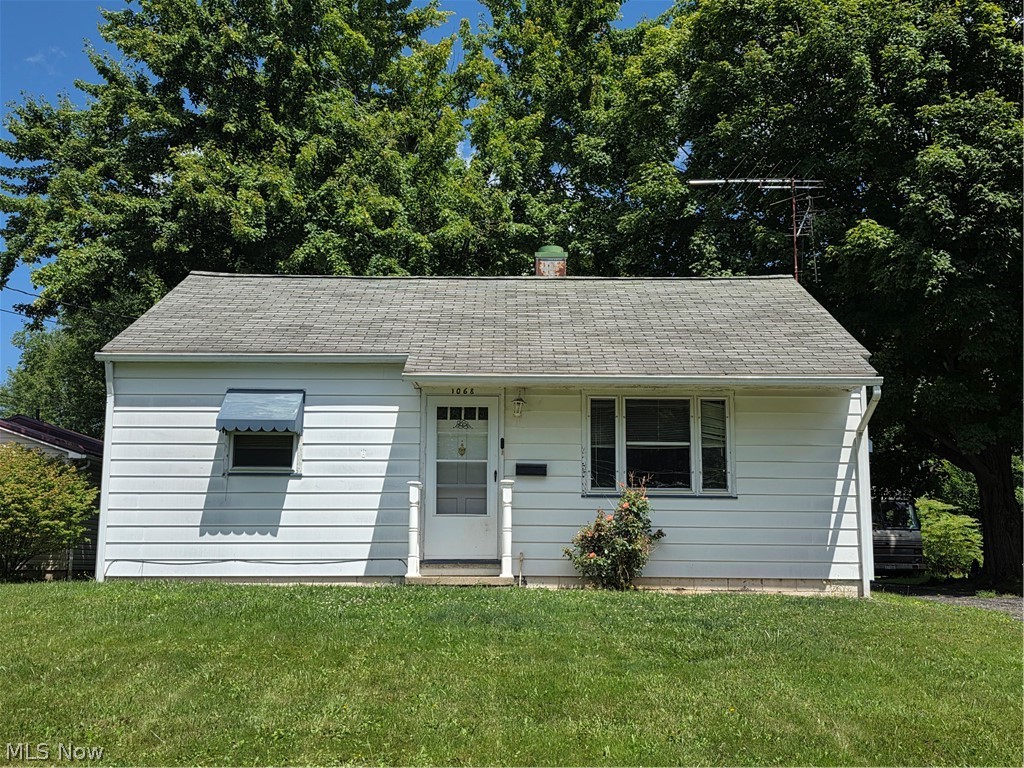 1068 Liberty Street Salem OH 44460