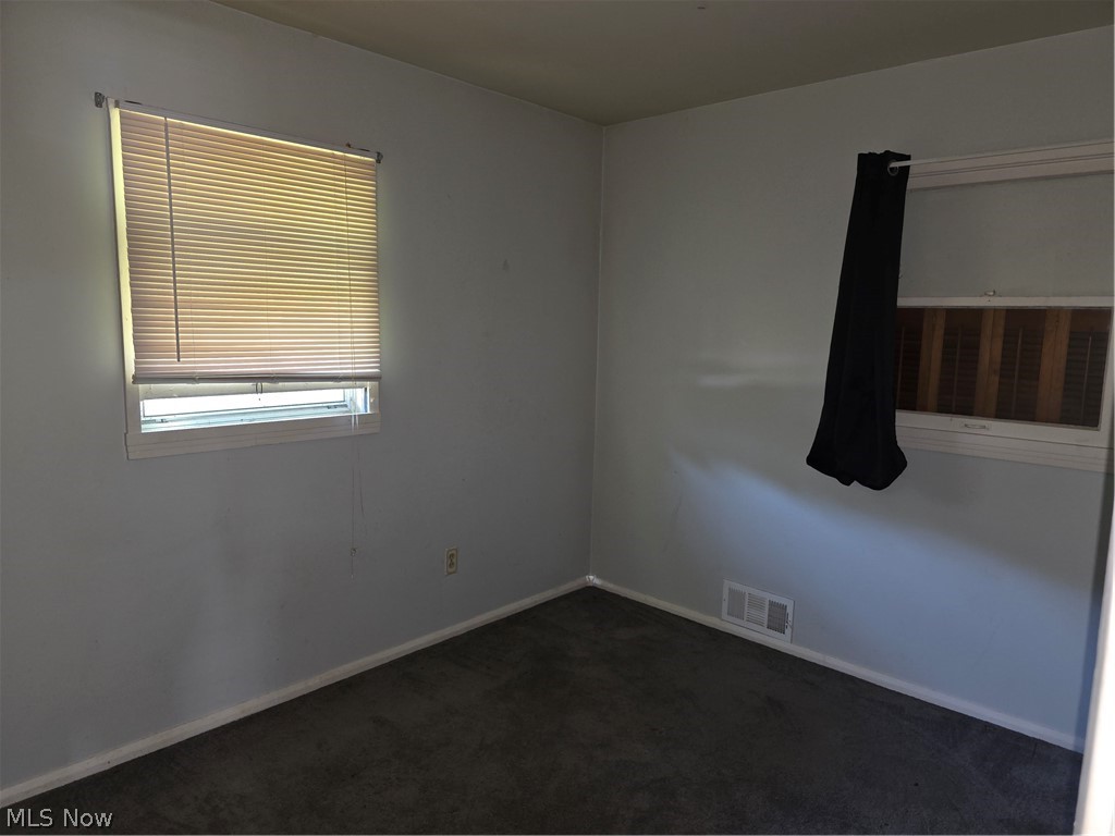 1068 Liberty Street Salem OH 44460