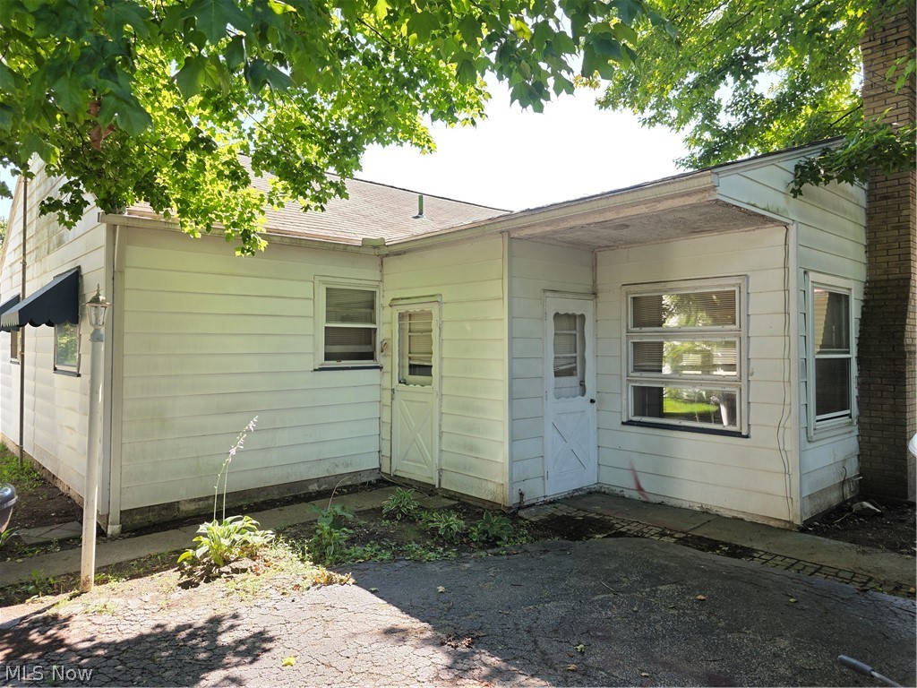 1068 Liberty Street Salem OH 44460