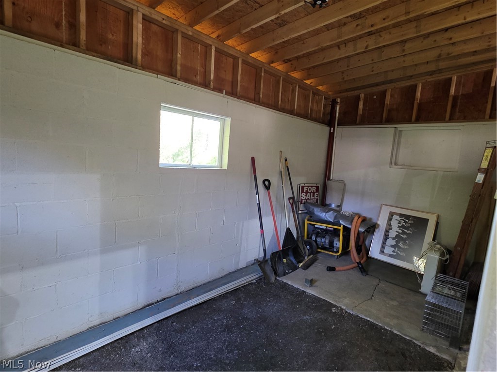 1068 Liberty Street Salem OH 44460