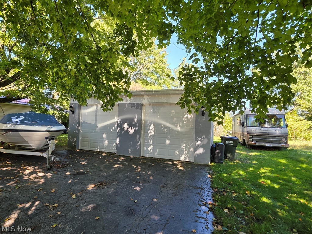 1068 Liberty Street Salem OH 44460