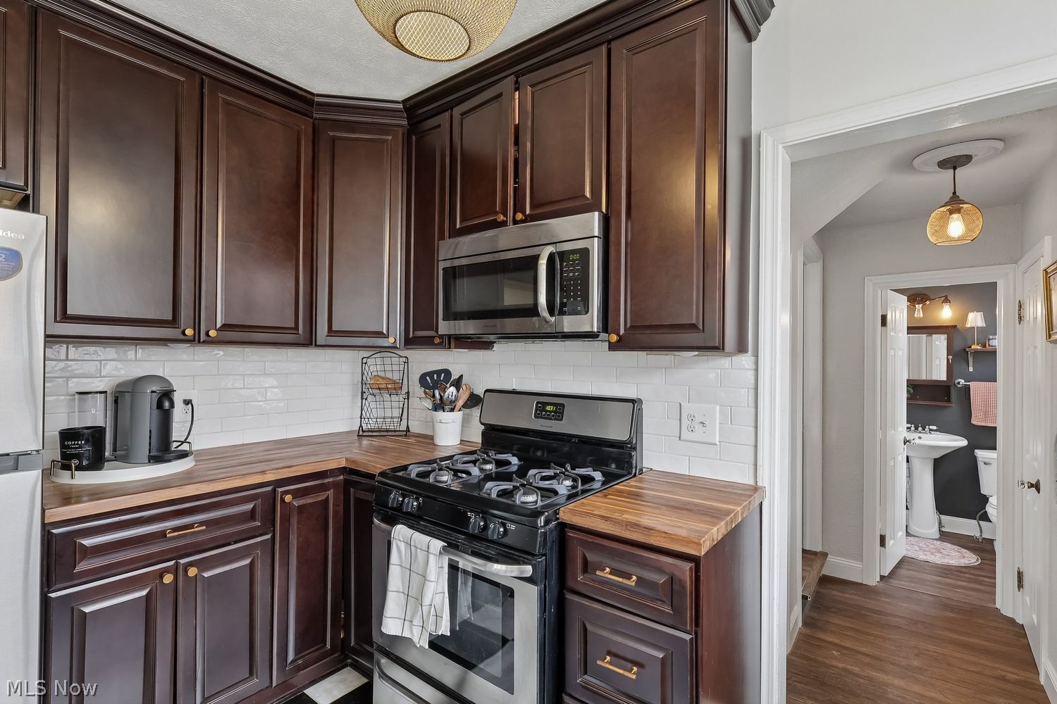 3543 Townley Road Shaker Heights OH 44122