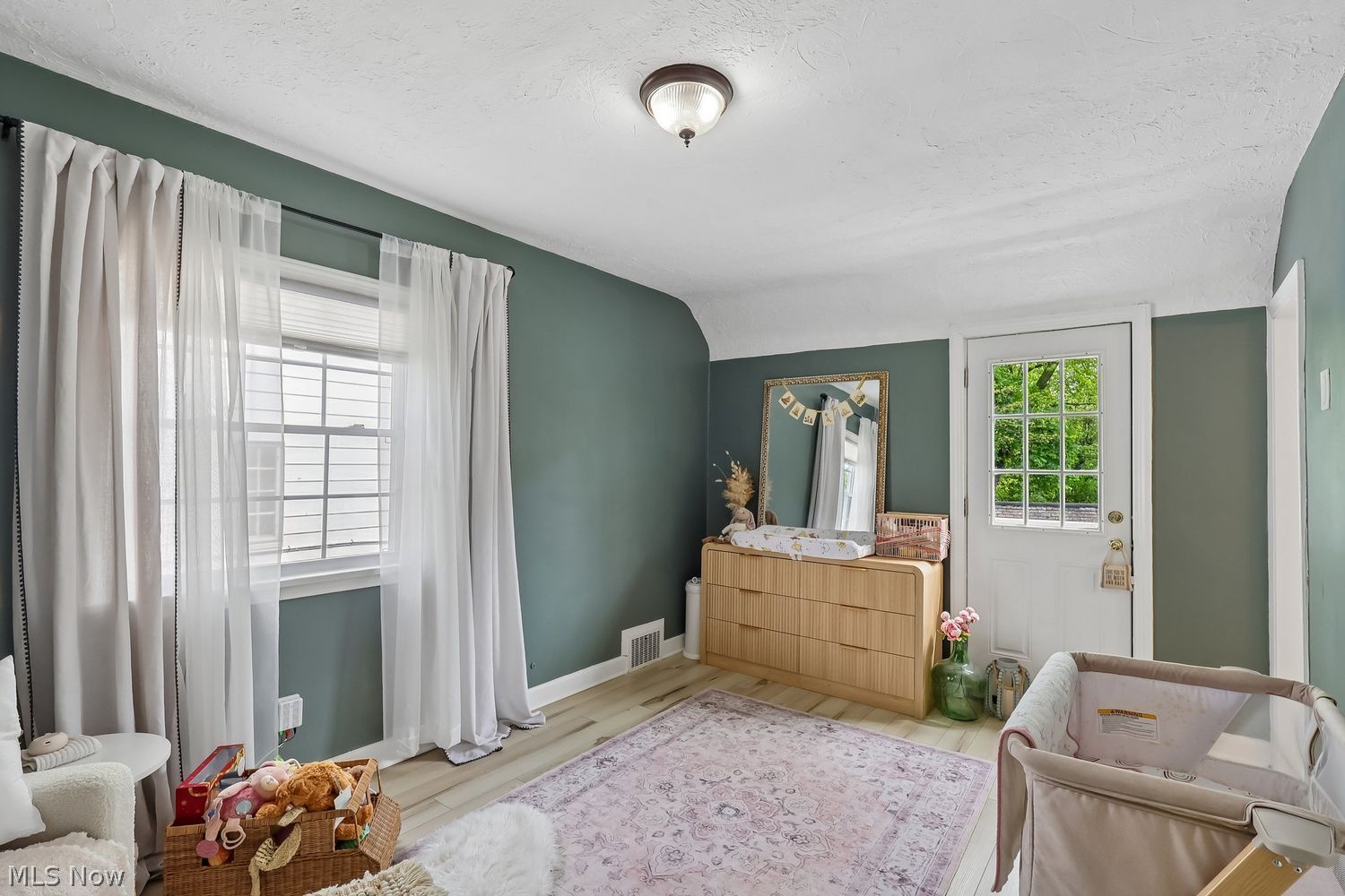 3543 Townley Road Shaker Heights OH 44122