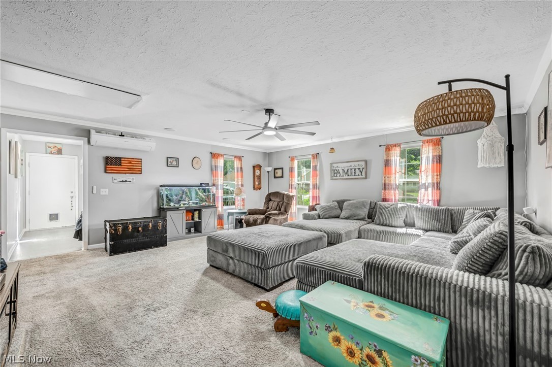 2049 N Park Lane Roaming Shores OH 44084