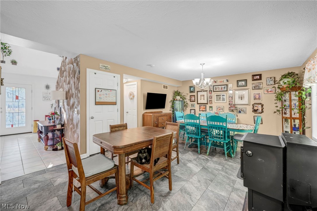 2049 N Park Lane Roaming Shores OH 44084
