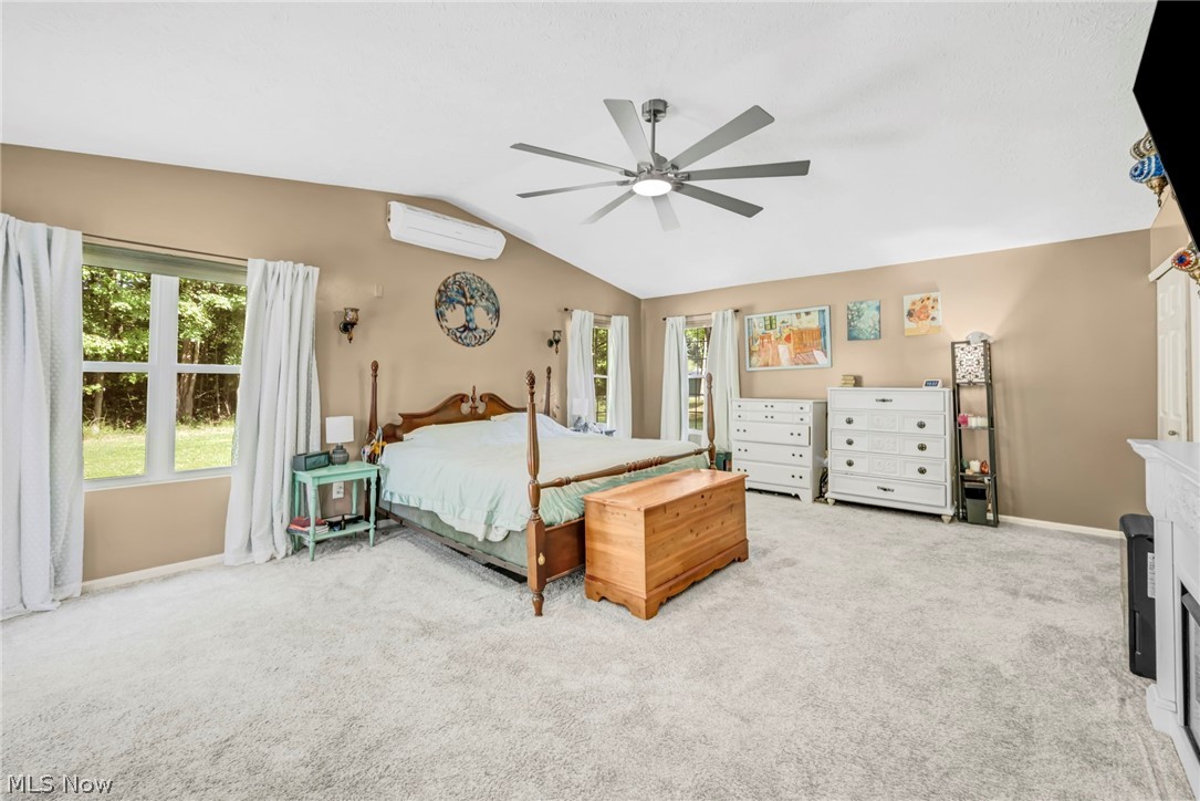 2049 N Park Lane Roaming Shores OH 44084