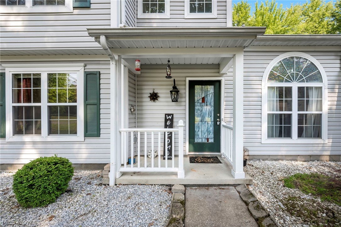 2049 N Park Lane Roaming Shores OH 44084