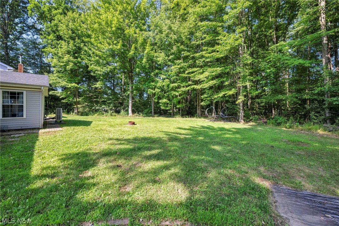 2049 N Park Lane Roaming Shores OH 44084