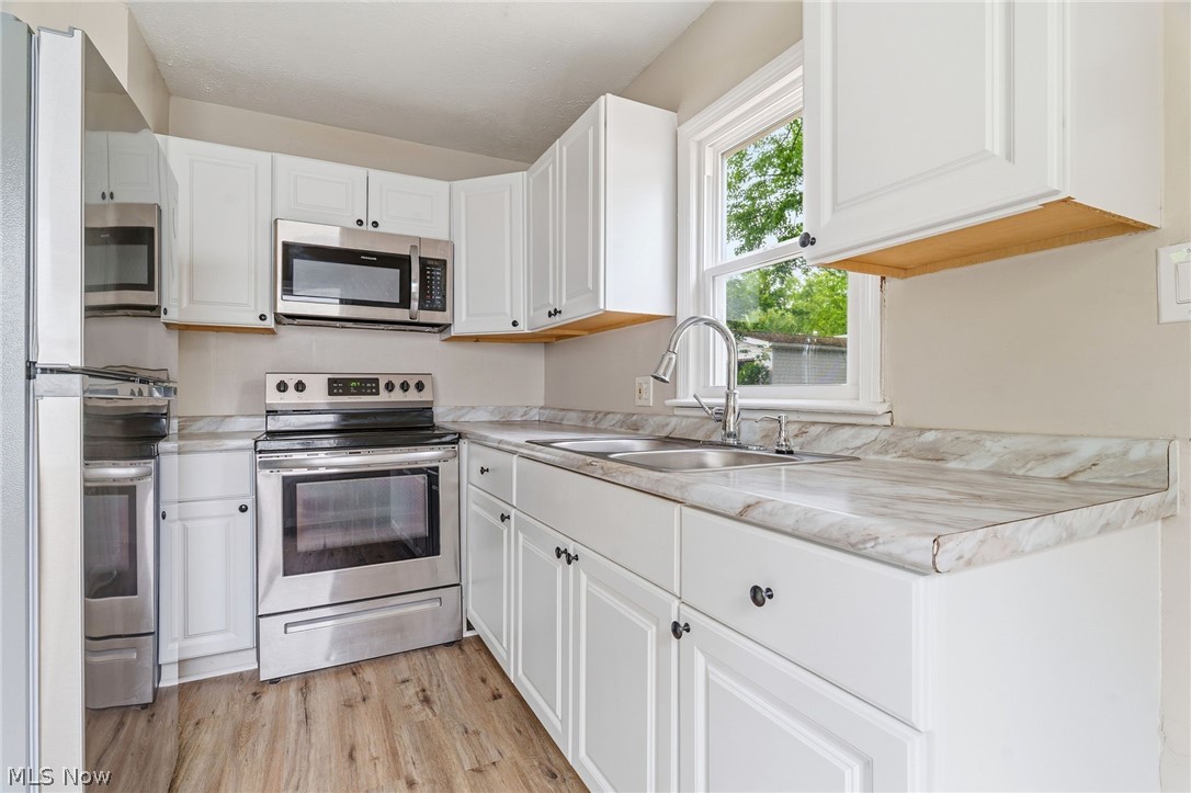 1381 Greenwood Avenue Akron OH 44320