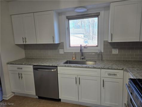 3705 Chelsea Drive Brunswick OH 44212