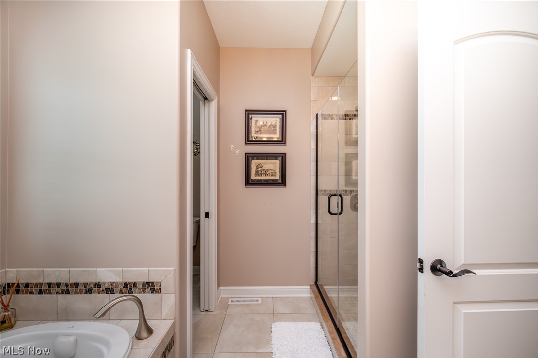 20000 Crowberry Court North Lima OH 44452