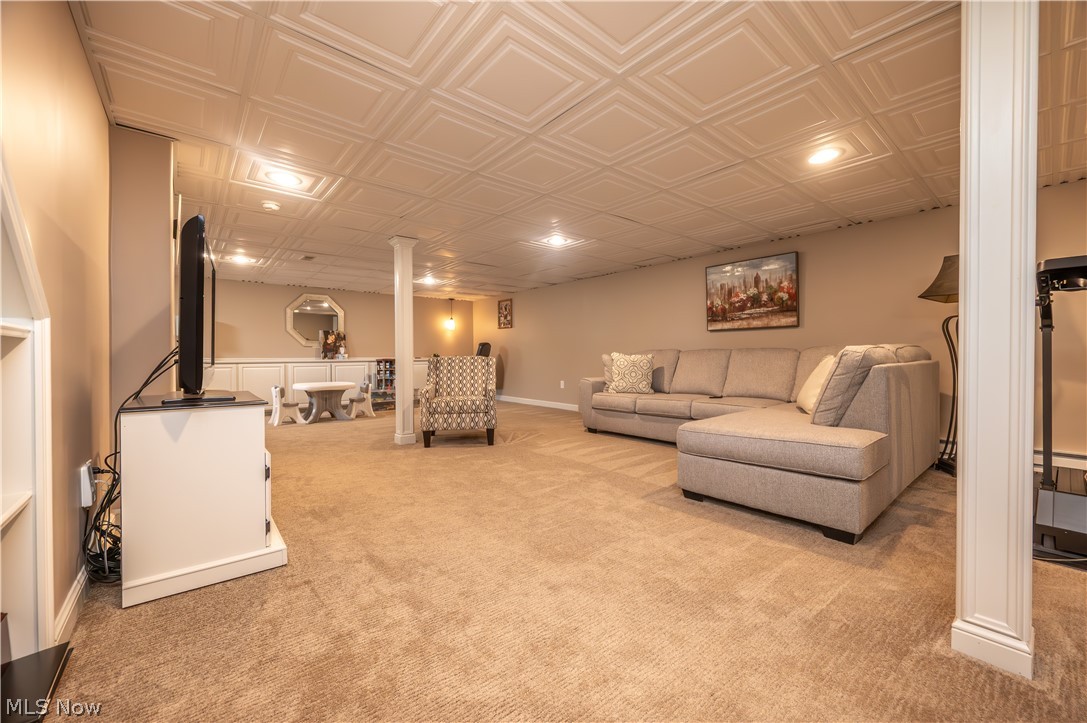 20000 Crowberry Court North Lima OH 44452
