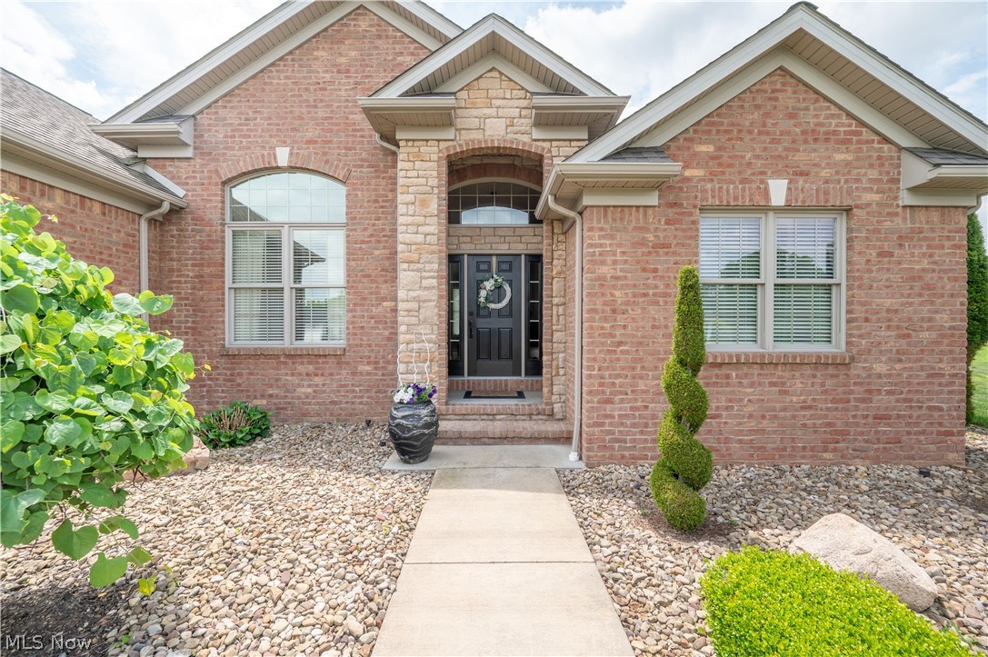 20000 Crowberry Court North Lima OH 44452