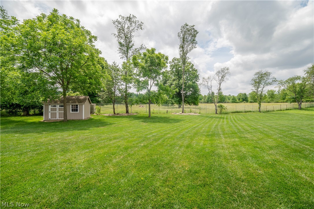 20000 Crowberry Court North Lima OH 44452