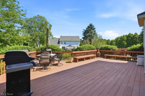 593 Brookstone Court Copley OH 44321