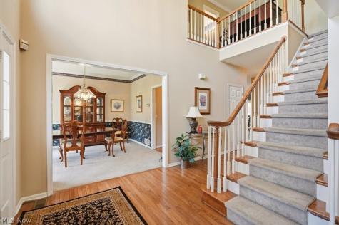 593 Brookstone Court Copley OH 44321