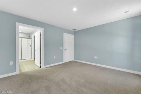 113 W Spring Drive Elyria OH 44035