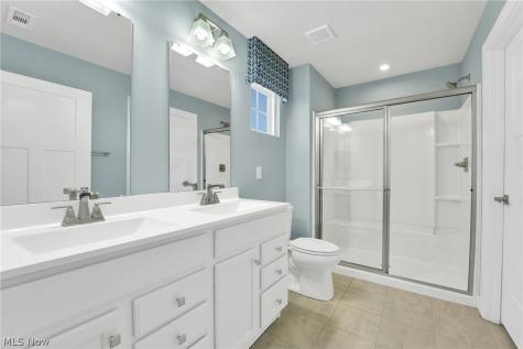113 W Spring Drive Elyria OH 44035