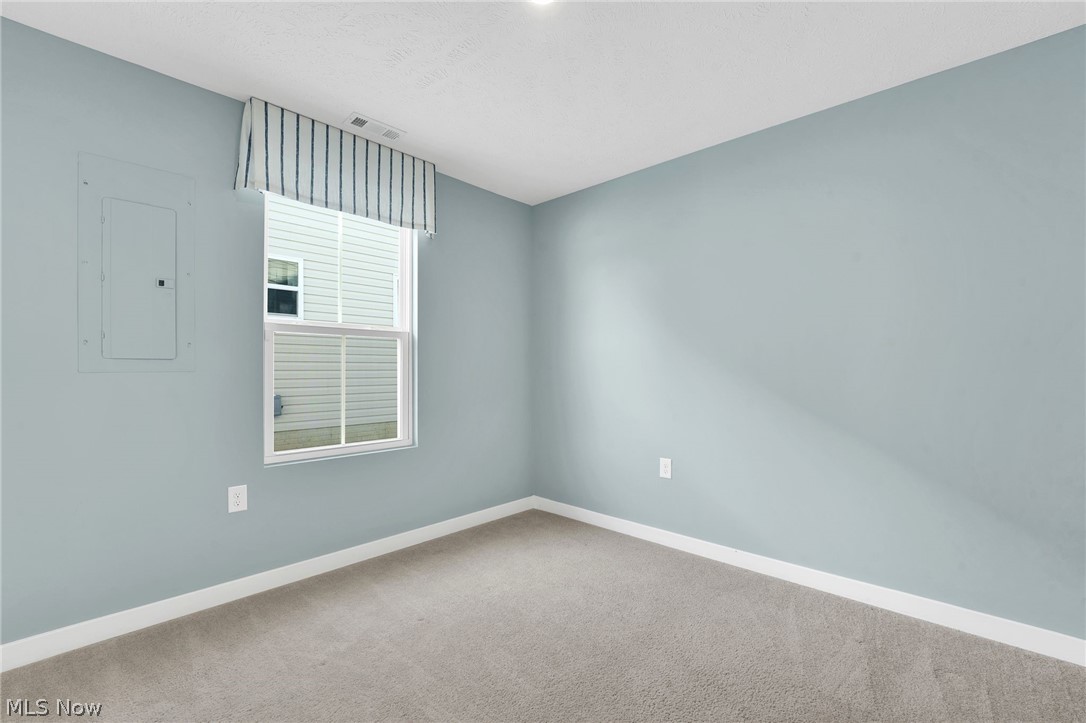 113 W Spring Drive Elyria OH 44035