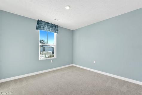 113 W Spring Drive Elyria OH 44035
