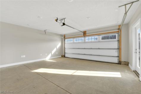 113 W Spring Drive Elyria OH 44035