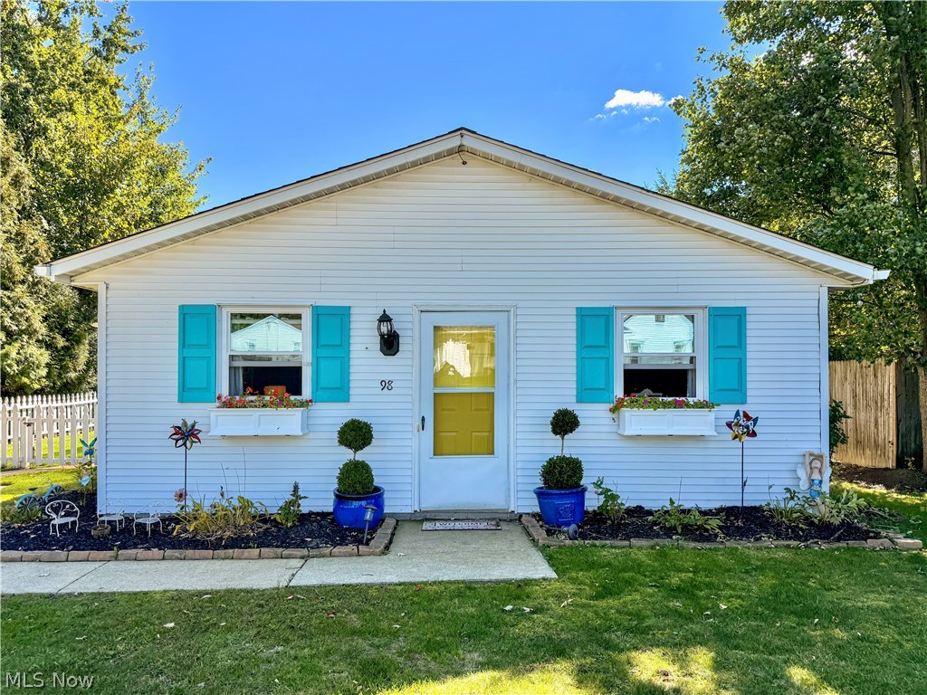 98 Clovercliff Drive Chippewa Lake OH 44215