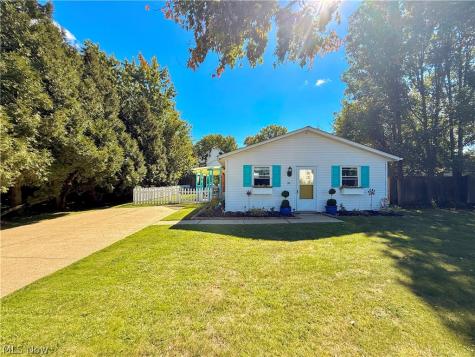 98 Clovercliff Drive Chippewa Lake OH 44215