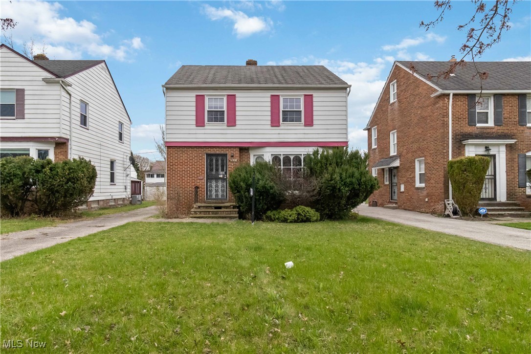 16918 Glendale Avenue Cleveland OH 44128