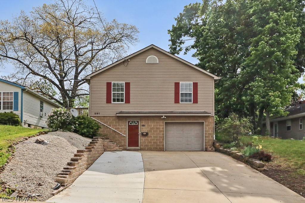 291 Schrop Avenue Akron OH 44312