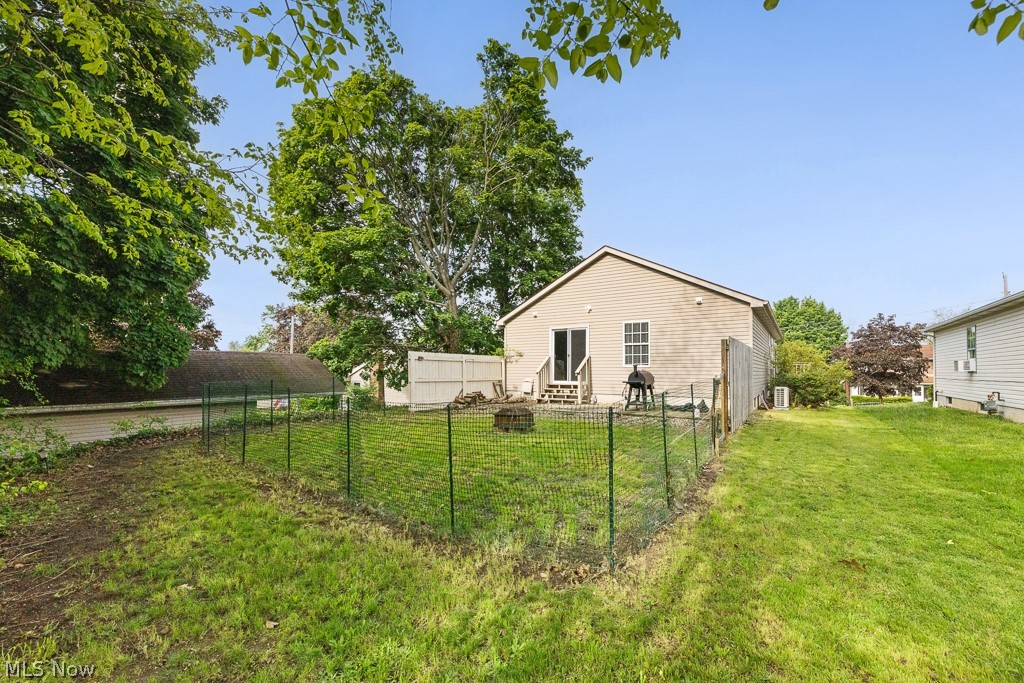 291 Schrop Avenue Akron OH 44312