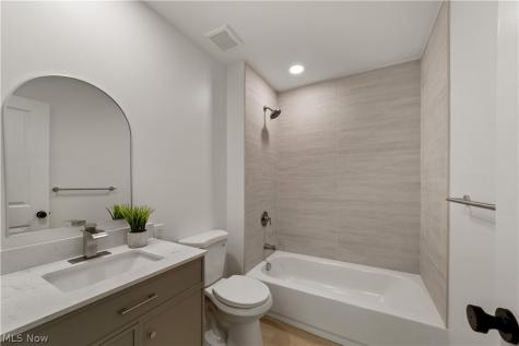 1141 Winston Road South Euclid OH 44121