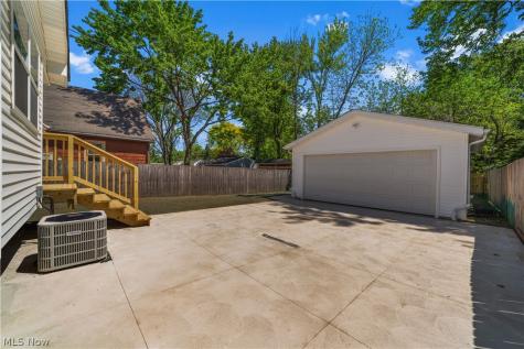 1141 Winston Road South Euclid OH 44121