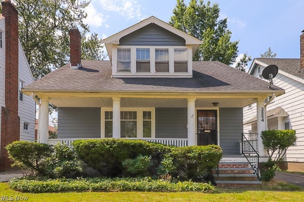 3554 Raymont Boulevard University Heights OH 44118