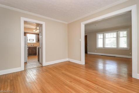 3554 Raymont Boulevard University Heights OH 44118