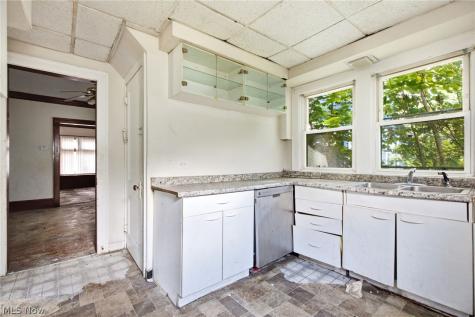 4724 Turney Road Garfield Heights OH 44125