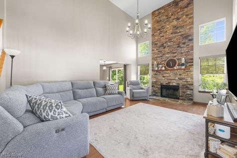 1021 Ledgestone Drive Wadsworth OH 44281