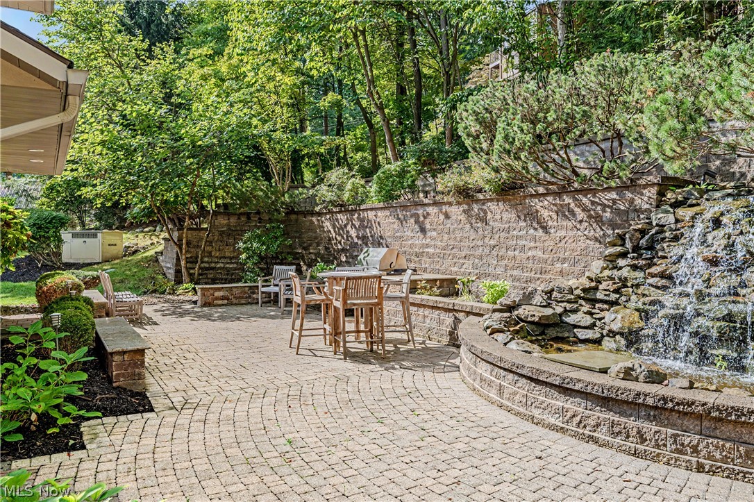 1040 Riverwoods Drive Akron OH 44313