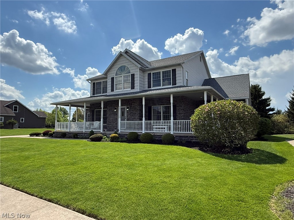 734 Pga Boulevard NE New Philadelphia OH 44663