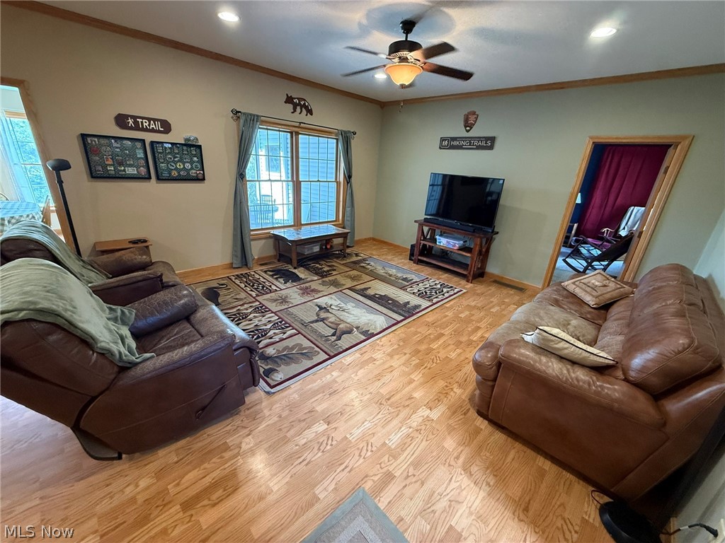 734 Pga Boulevard NE New Philadelphia OH 44663